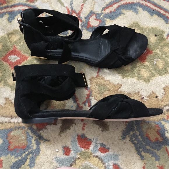 Authentic LOUIS VUITTON Black Suede Flat 'Cocktail' Sandals 37 - Picture 1 of 10